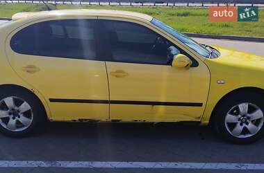 Хэтчбек SEAT Leon 2003 в 