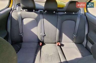 Хэтчбек SEAT Leon 2003 в 