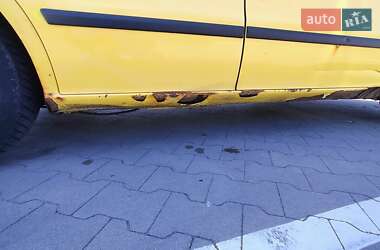 Хэтчбек SEAT Leon 2003 в 