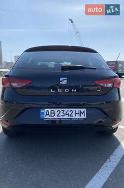 Хэтчбек SEAT Leon 2013 в 