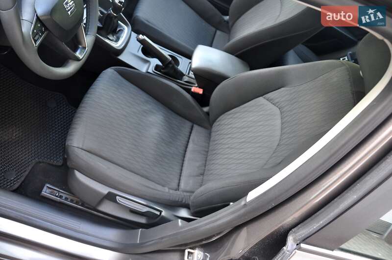 Универсал SEAT Leon 2014 в Львове фото 24 Универсал SEAT Leon 2014 в Львове