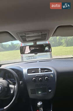 Хетчбек SEAT Leon 2009 в 