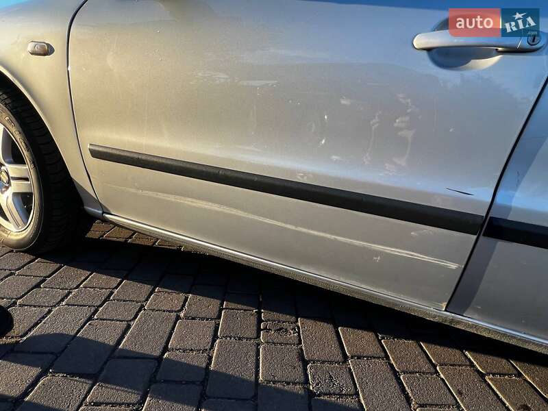 Хэтчбек SEAT Leon 2001 в Львове