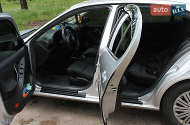 Хэтчбек SEAT Leon 2001 в 