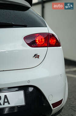 Хетчбек SEAT Leon 2010 в 