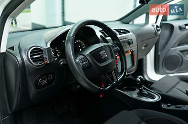 Хетчбек SEAT Leon 2010 в 