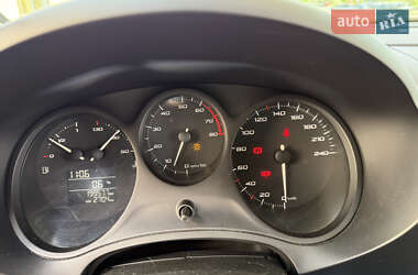 Хетчбек SEAT Leon 2011 в 
