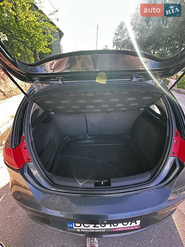 Хетчбек SEAT Leon 2011 в Львові