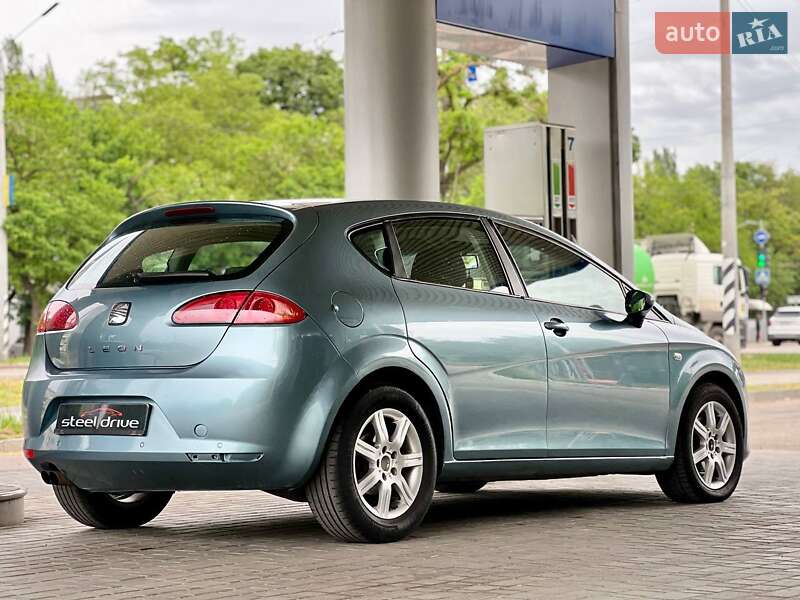 Хэтчбек SEAT Leon 2007 в Николаеве