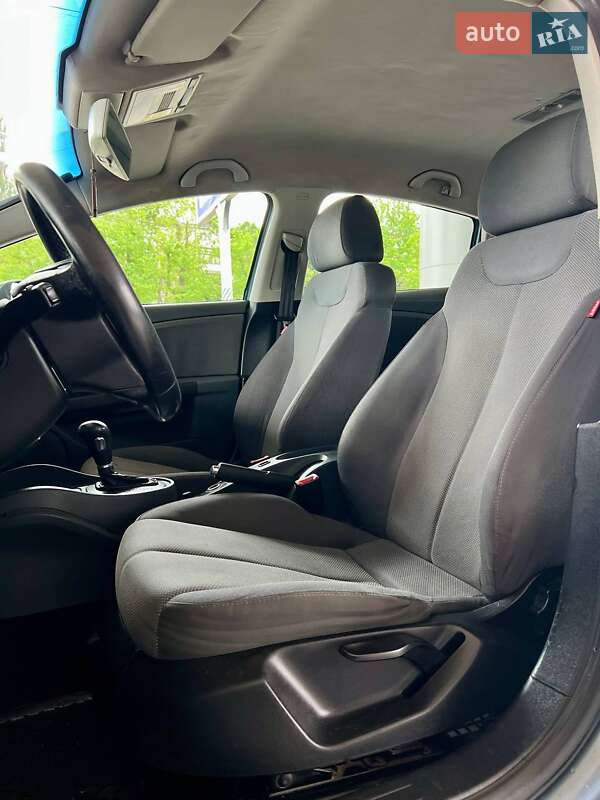 Хэтчбек SEAT Leon 2007 в Николаеве