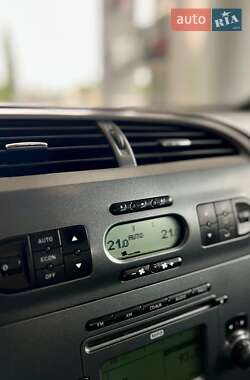 Хэтчбек SEAT Leon 2007 в 