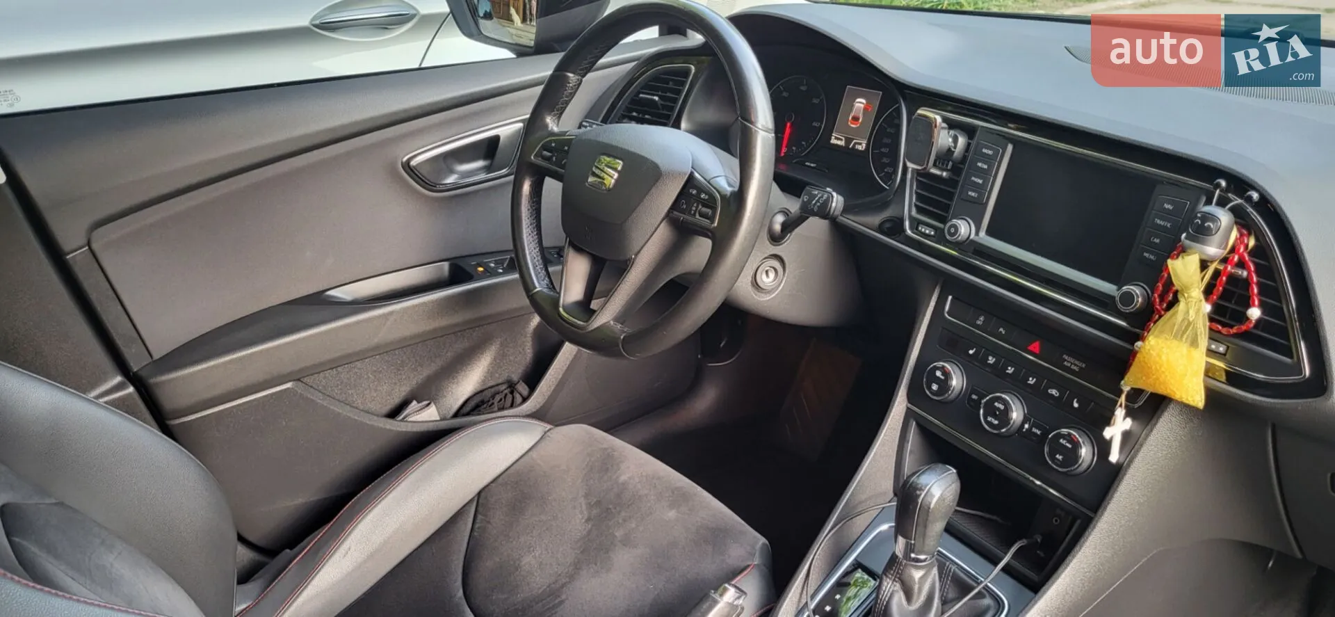 2016 SEAT Leon - мініатюра 9