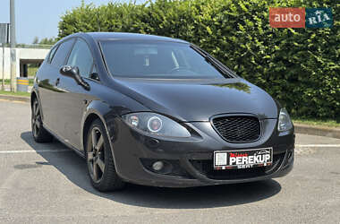 Хэтчбек SEAT Leon 2006 в Киеве