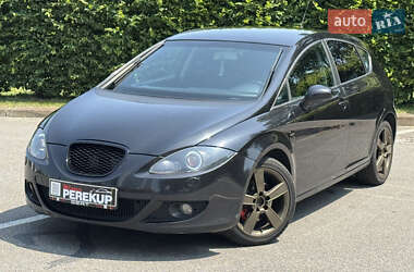 Хэтчбек SEAT Leon 2006 в 
