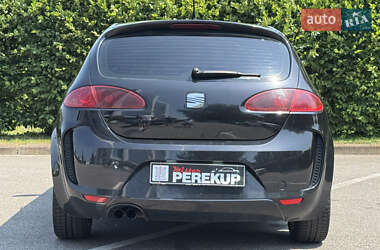 Хэтчбек SEAT Leon 2006 в 