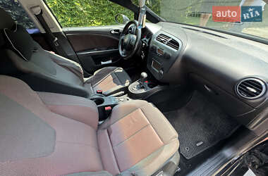 Хэтчбек SEAT Leon 2006 в 