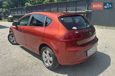 Хэтчбек SEAT Leon 2009 в 