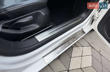 Хэтчбек SEAT Leon 2012 в 