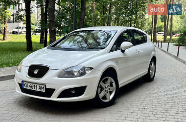 Хэтчбек SEAT Leon 2011 в Киеве
