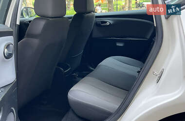Хэтчбек SEAT Leon 2011 в 