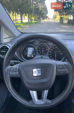 Хэтчбек SEAT Leon 2009 в 