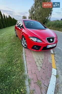 Хэтчбек SEAT Leon 2006 в Киеве