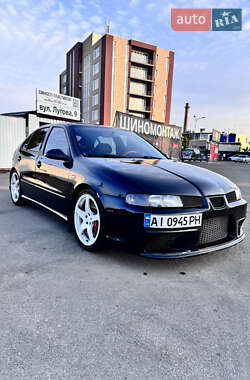 Хэтчбек SEAT Leon 2004 в 
