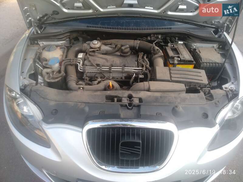 Хэтчбек SEAT Leon 2007 в Кривом Роге