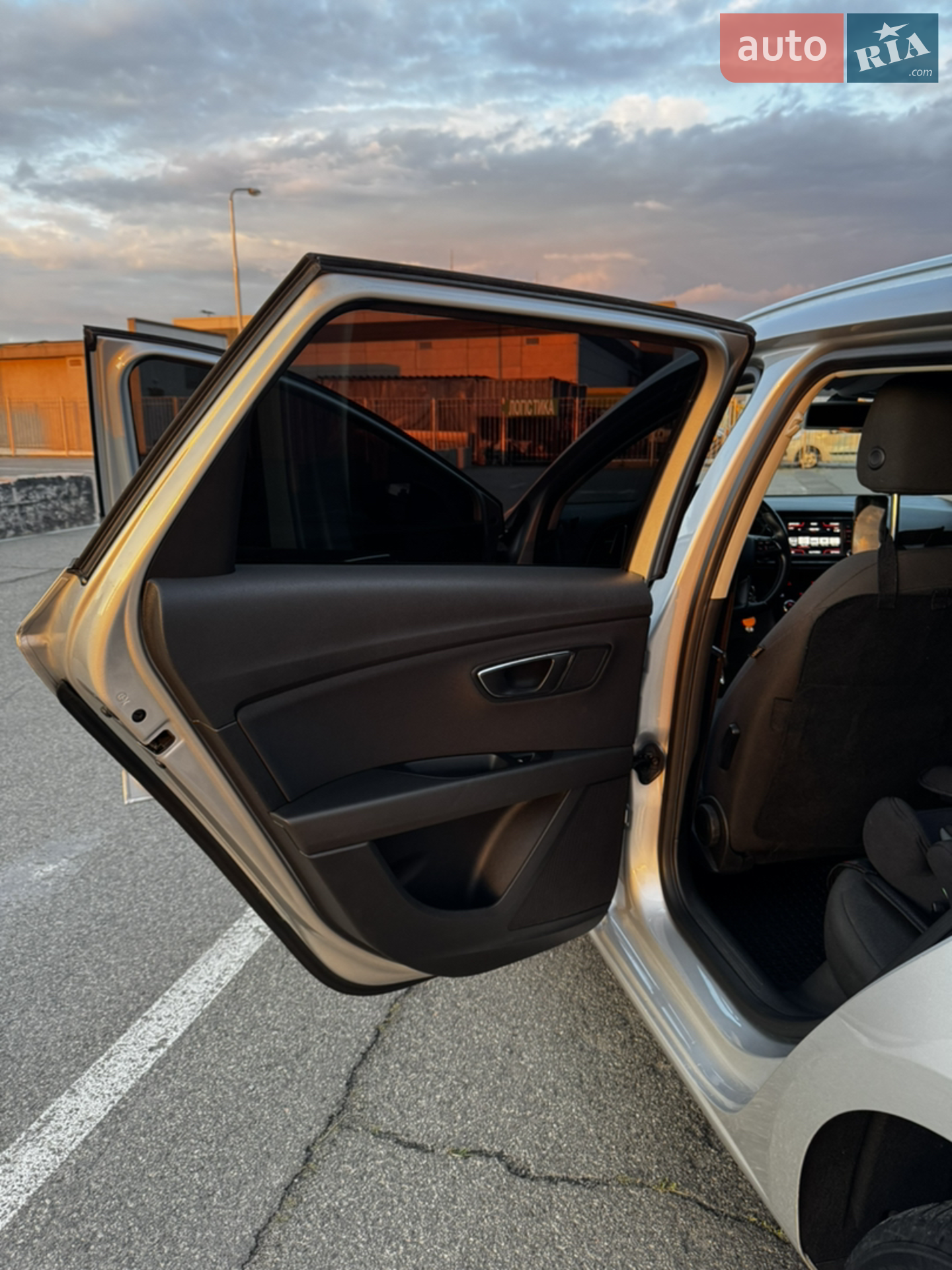 2015 SEAT Leon - мініатюра 3