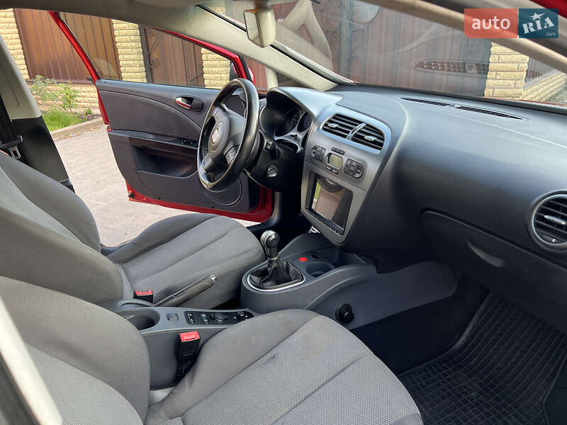 Хэтчбек SEAT Leon 2006 в Броварах