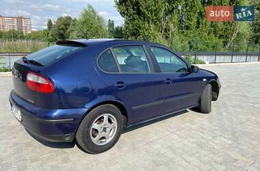 Хэтчбек SEAT Leon 2001 в 