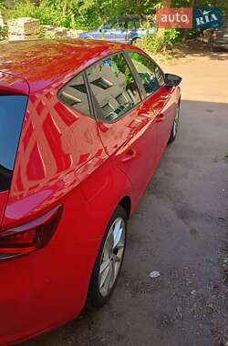 Хэтчбек SEAT Leon 2013 в Киеве