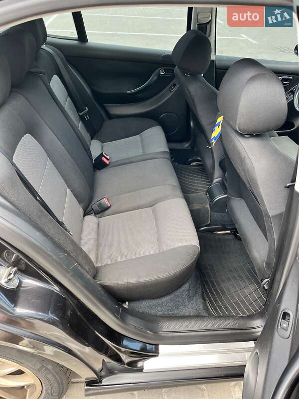 Хэтчбек SEAT Leon 2005 в Киеве фото 10 Хэтчбек SEAT Leon 2005 в Киеве