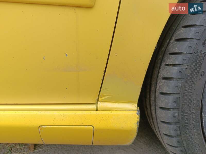 Хэтчбек SEAT Leon 2004 в Хотове