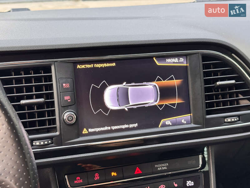 Хэтчбек SEAT Leon 2018 в Киеве