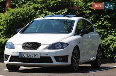 Хэтчбек SEAT Leon 2010 в 