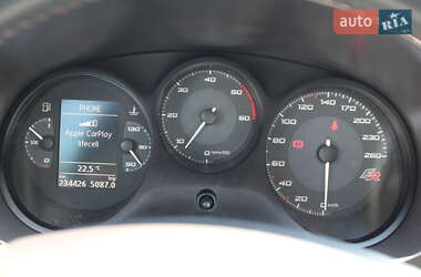 Хэтчбек SEAT Leon 2010 в 