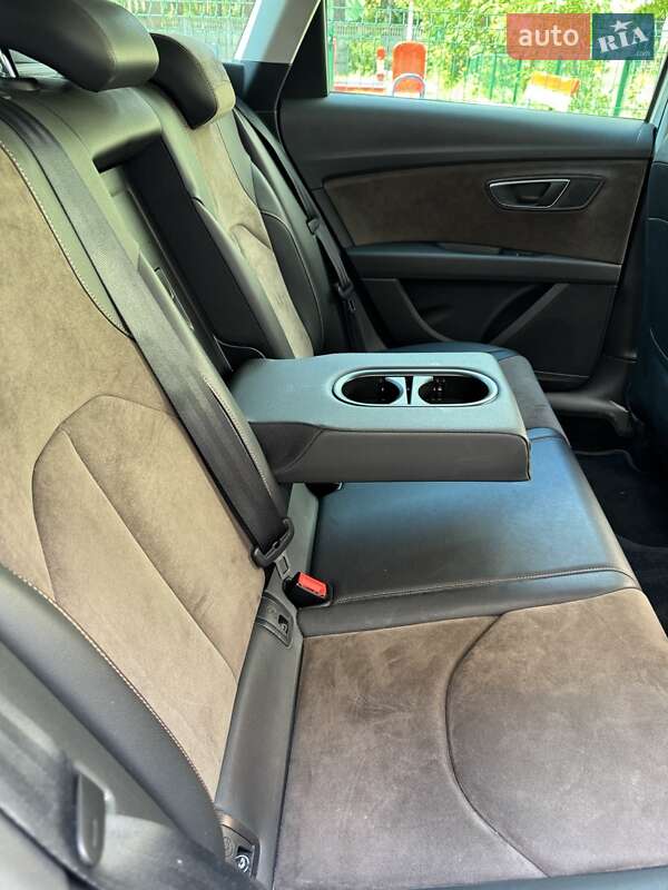 Универсал SEAT Leon 2016 в Киеве