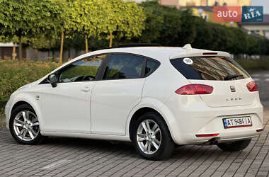 Хэтчбек SEAT Leon 2010 в 