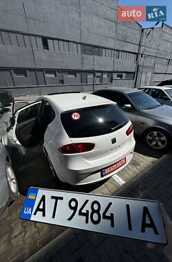 Хэтчбек SEAT Leon 2010 в 