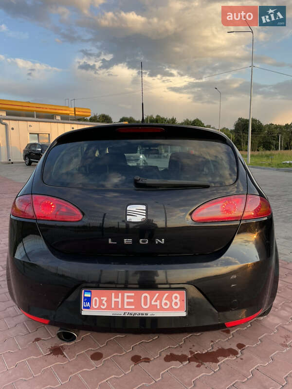 Хетчбек SEAT Leon 2007 в Луцьку