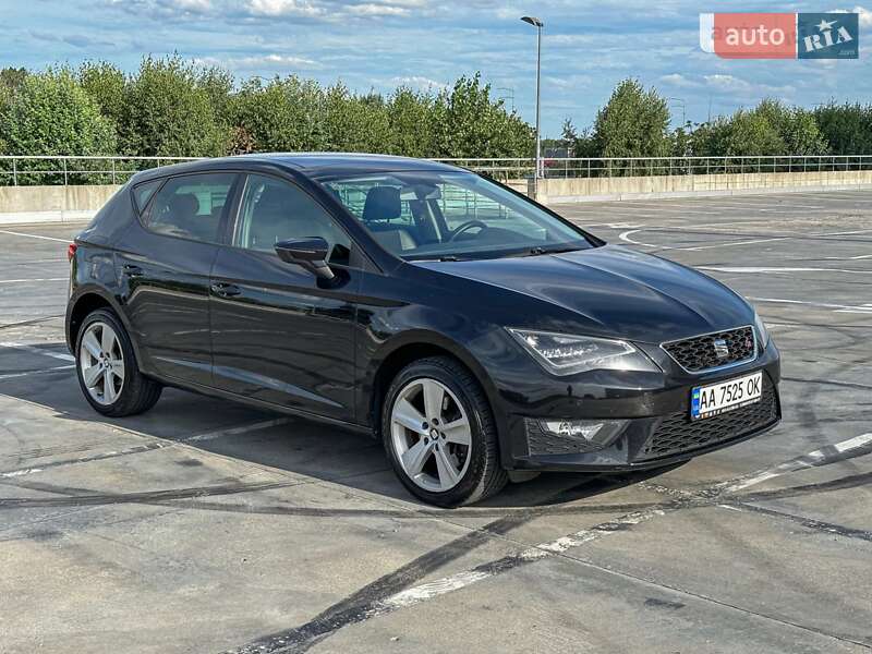 Хэтчбек SEAT Leon 2014 в 