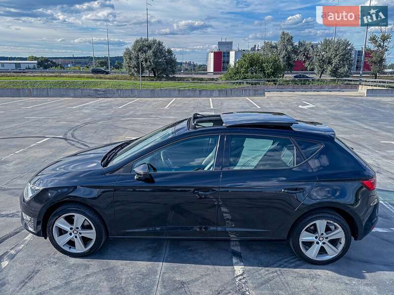 Хэтчбек SEAT Leon 2014 в Киеве