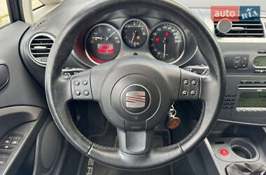 Хэтчбек SEAT Leon 2008 в 