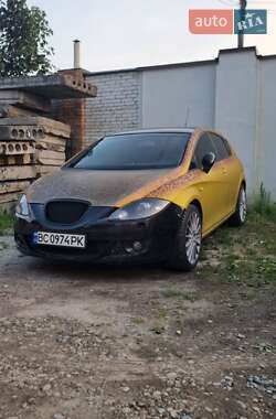Хэтчбек SEAT Leon 2007 в Львове