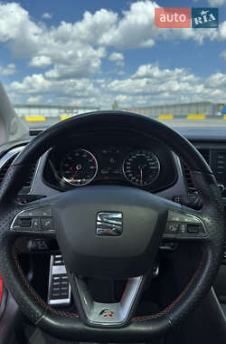 Хэтчбек SEAT Leon 2013 в Киеве