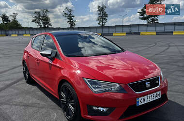 Хэтчбек SEAT Leon 2013 в Киеве