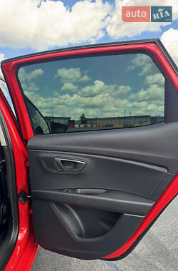 Хэтчбек SEAT Leon 2013 в Киеве