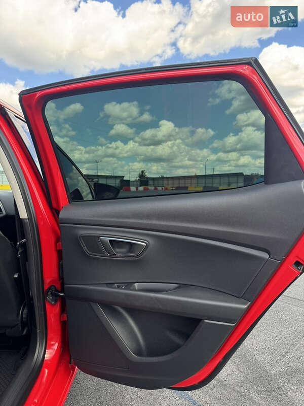 Хетчбек SEAT Leon 2013 в Києві