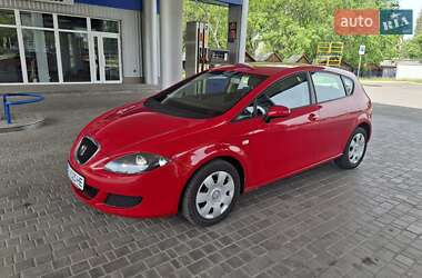 Хэтчбек SEAT Leon 2005 в 